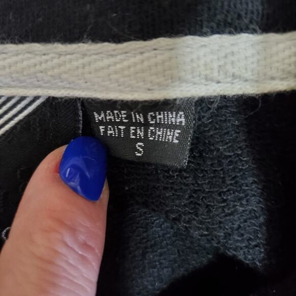 Volcom | 3/4 Sleeve All-Over Print Button Collar Zip Up Sweatshirt - Picture 10 of 12